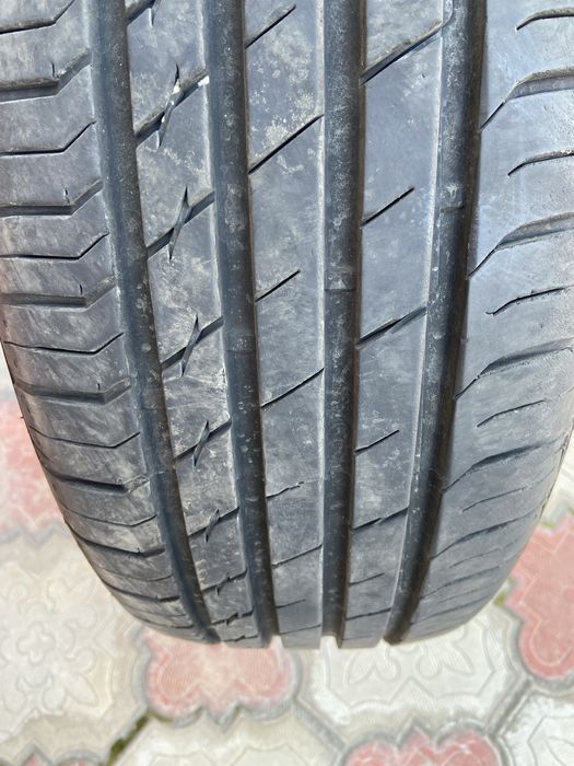 Продам летние шины 215/60/16