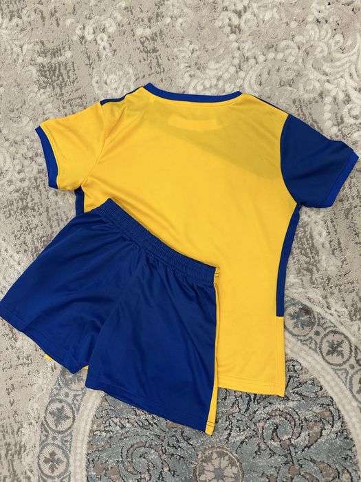 Волейбольная форма Mikasa