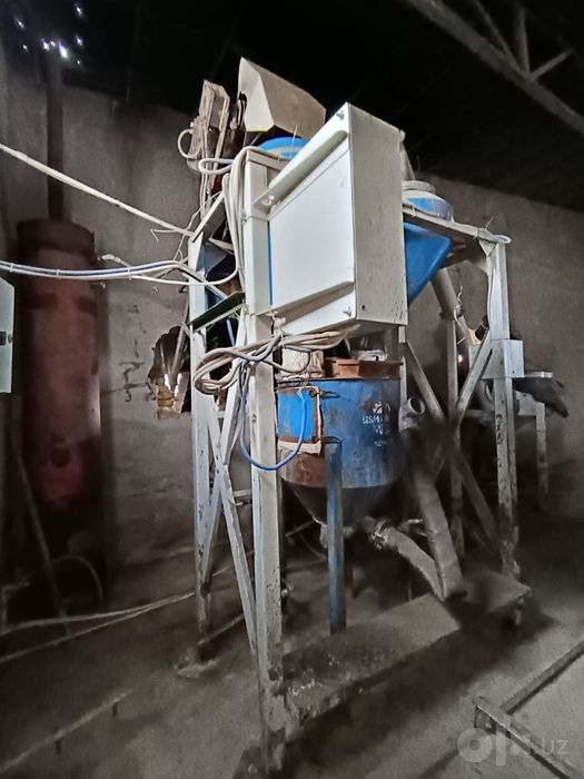 Газаблок ишлаб чиқариш установкаси,  холати жуда яхши кўп ишламаган