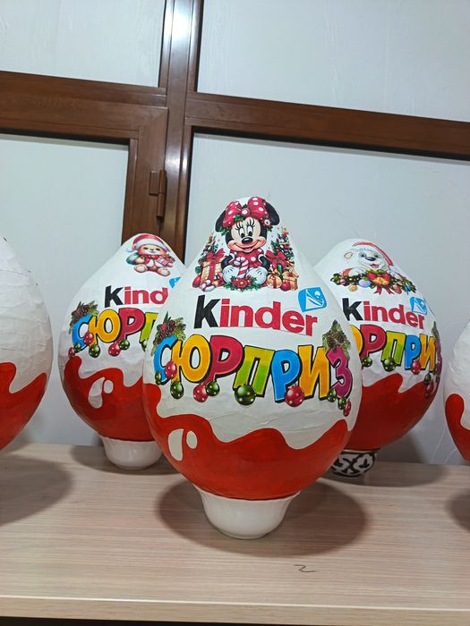 Новогодний киндер сюрприз