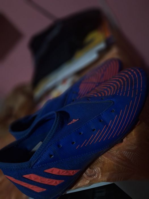 Ghete fotbal adidas cu crampoane