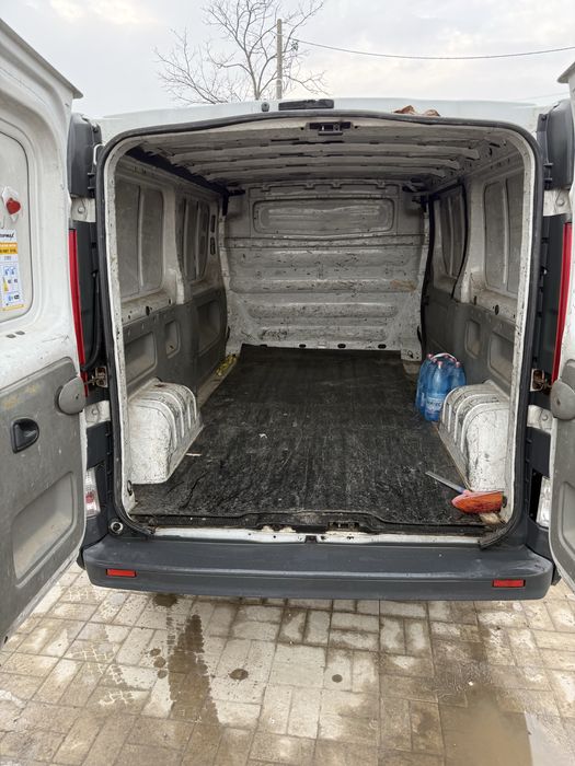 Renault Trafic 1.9 modelul lung