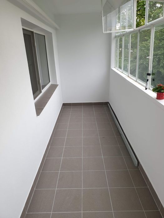 Închiriez apartament 3 camere