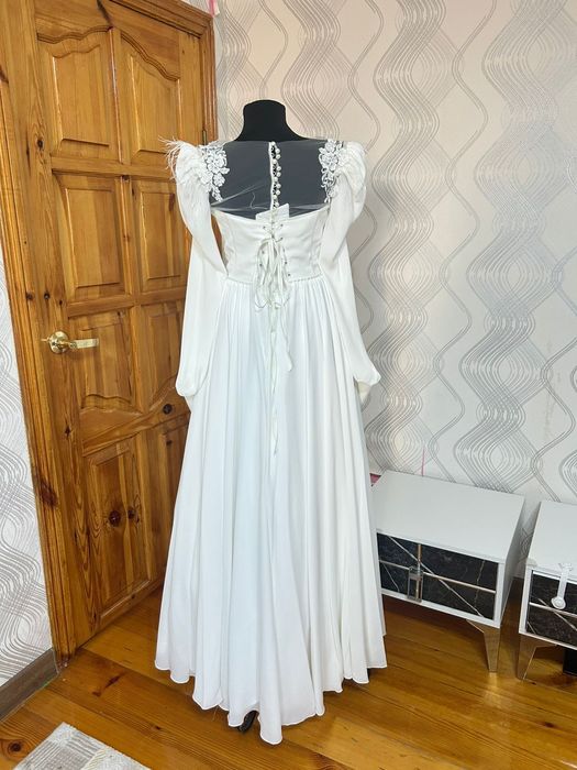 Продаётся свадебное платье