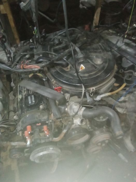 Мерседес 124Ауди  с4