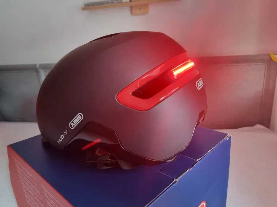 Casca bicicleta noua ABUS Urban HUD-Y nou