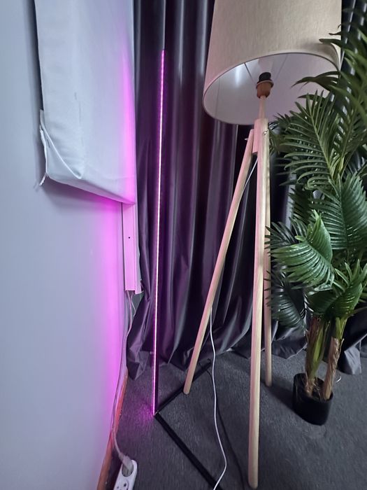 Лампа угловая RGB