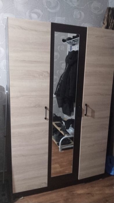 Продам холодильник, шкаф и стиралку