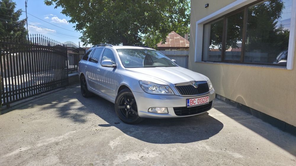 SKODA Octavia 2011 — imagine 3