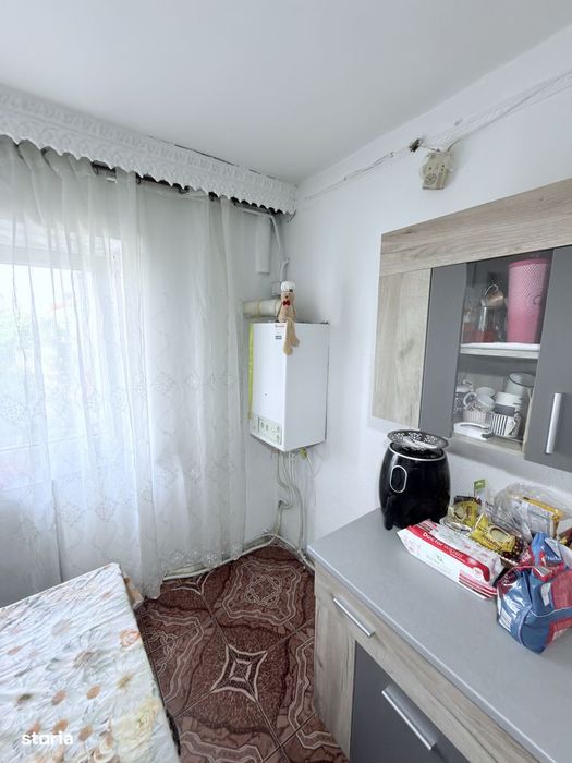 Apartament 3 camere str.Gen.Ghe Avramescu
