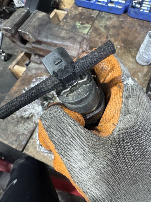 Дюзи бмв 530д 218 131