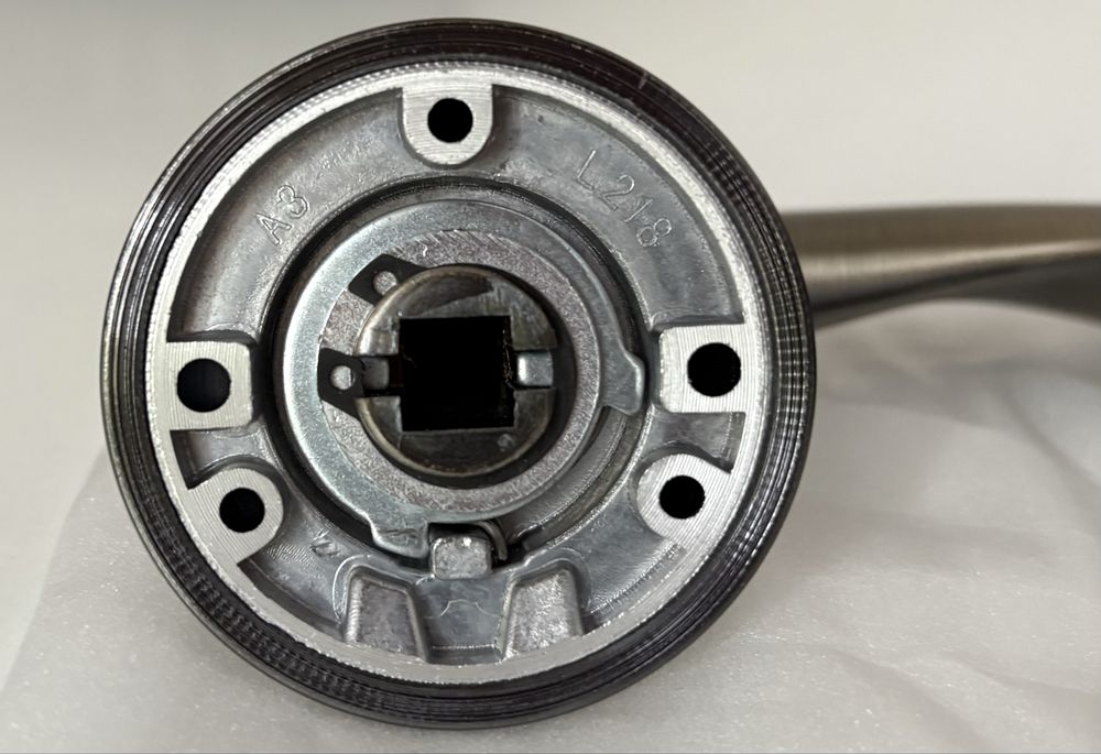 Ручки дверные новые