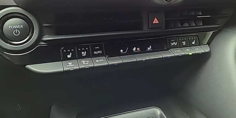 Toyota Crown FULL