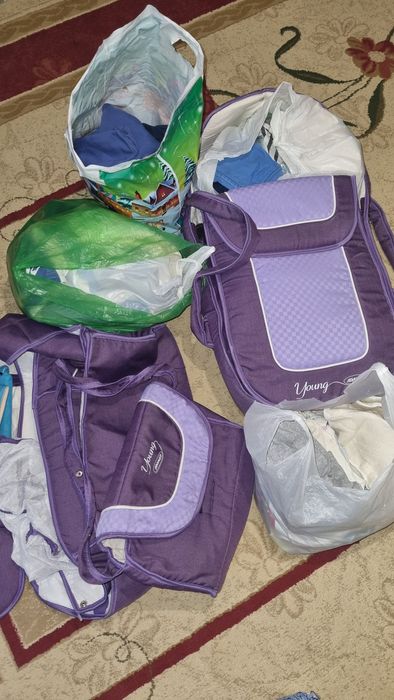 Срочно отдам детские вещи