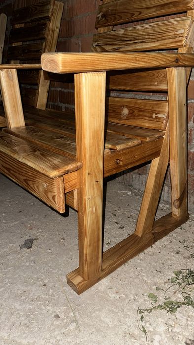 Лавочки со столиками