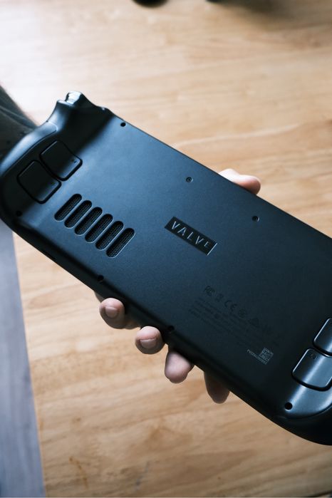 Игровая приставка Steam Deck OLED 512