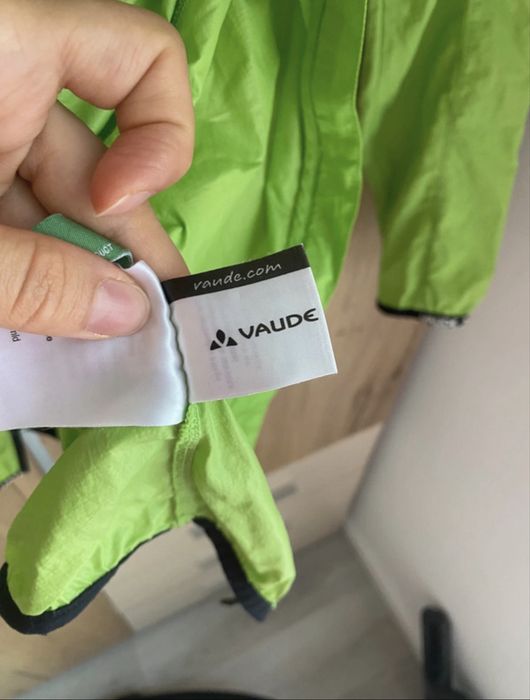 Jacheta sport VAUDE marimea 14 ani (158-164 cm)