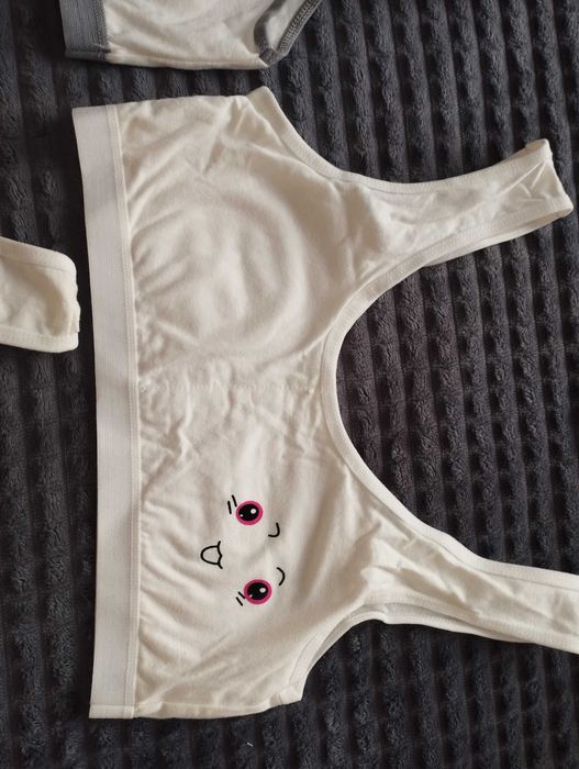 Топики на девочку 6-9лет. Новые.