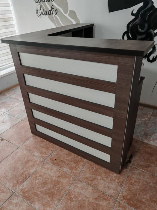 Стойка администрации