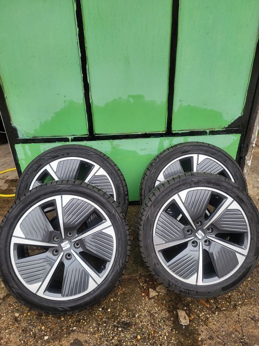 Оригинални джанти 18ки SEAT Leon FR 2021 7,5J ET46 с летни гуми 225 45