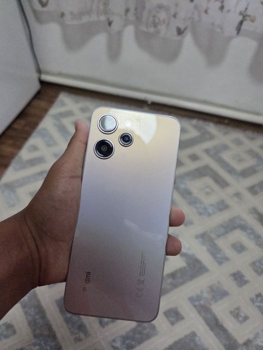 Redmi 12 срочно продаю