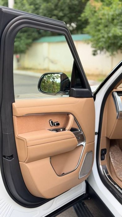 Rang Rover Vogue SV