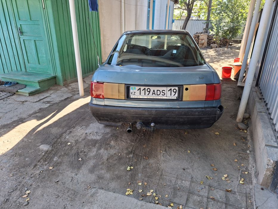 Продам Ауди 80/ 1,8 монотроник