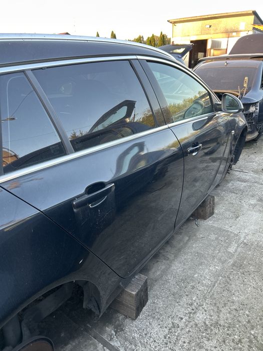 Usa laterala Opel insignia A an 2010 break cod culoare Z22C