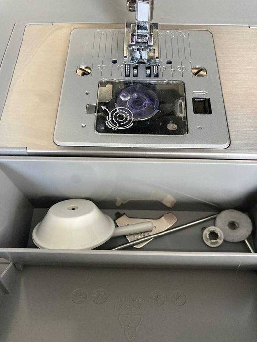 Шевна машина Singer Heavy Duty 4432