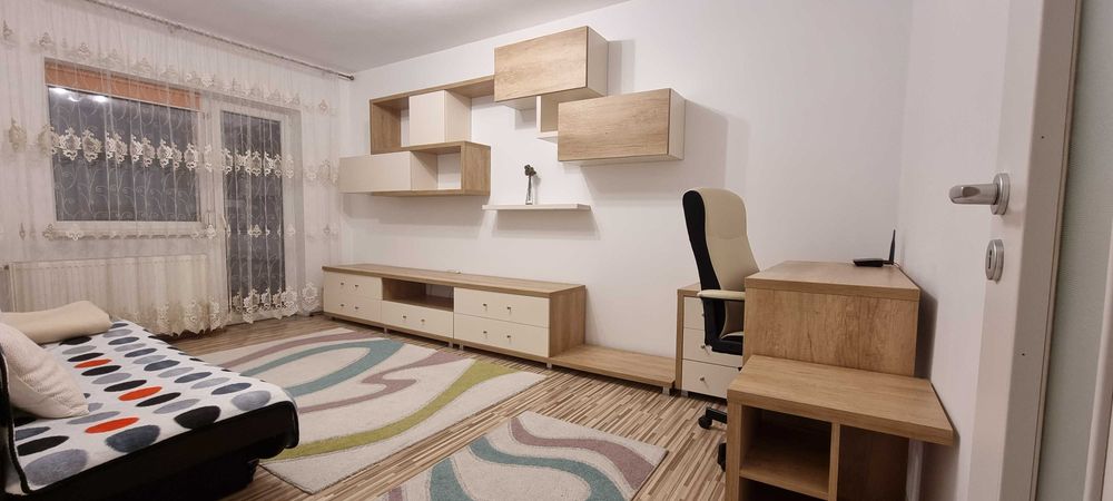 Inchiriez garsoniera 38 mp zona Grivitei/Aurel Vlaicu Brasov