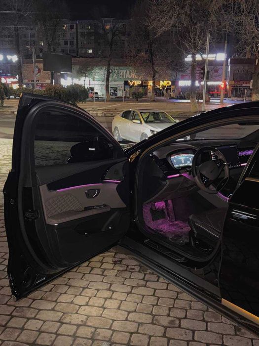 Расрочка ХАН два мотора черный 2023 год