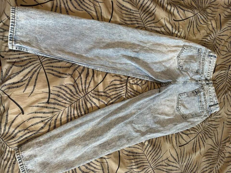 Дамски дънки размер хс,с