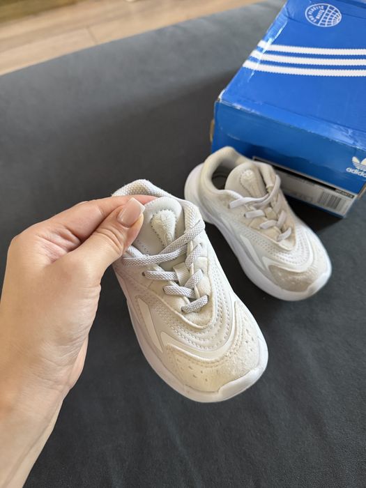 Кроссовки Adidas детские