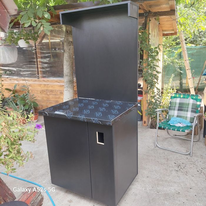 Cabinet aparat cafea la comandă