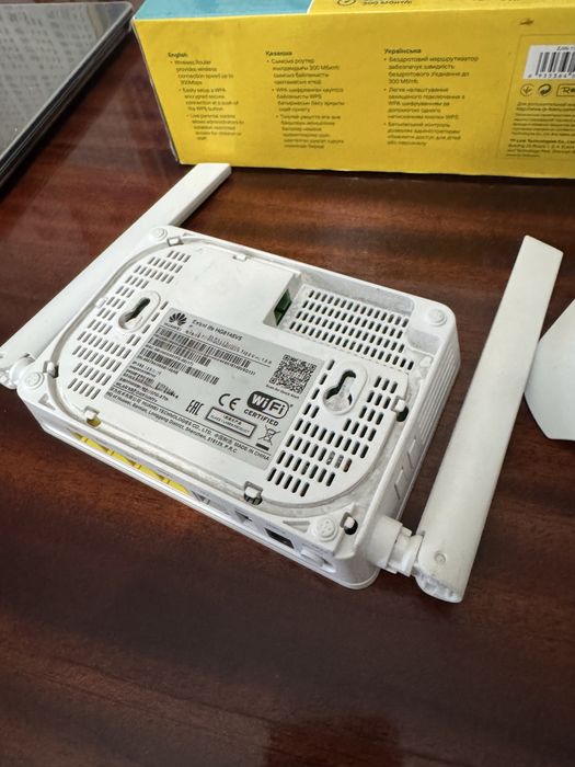 Роутер Huawei оптический