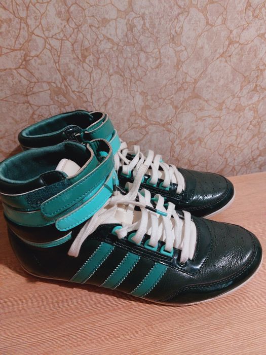 Зальники Adidas оригинал
