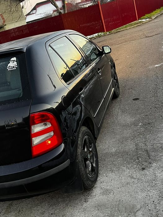 Vând SKODA Fabia