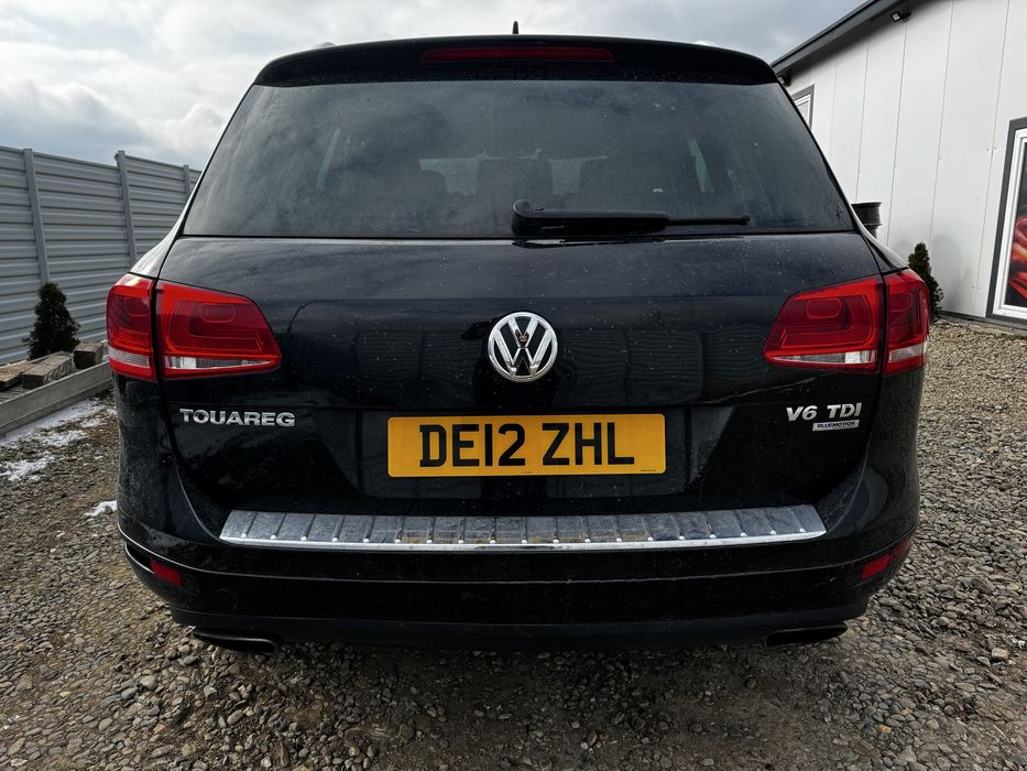 Dezmembrez touareg 7 p negru CRC CJM 3.0 tdi