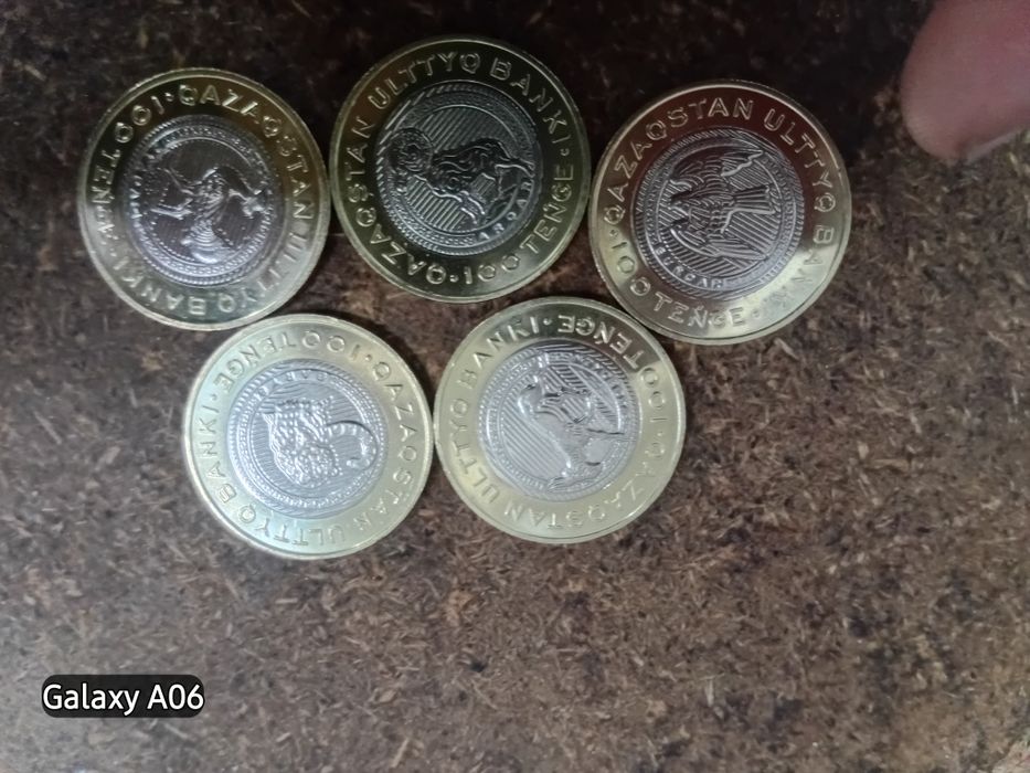 Монеты 100 тенге