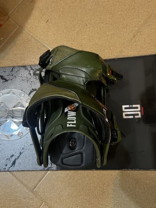 Автомати за snowboard Flow