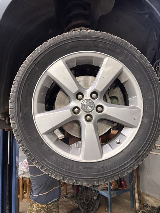Шина Michelin 235/55/18
