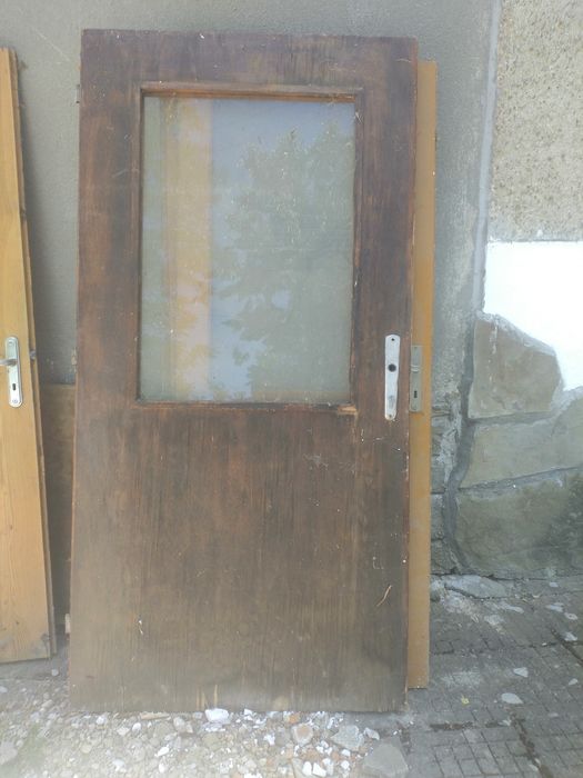 Врати дървени без каси