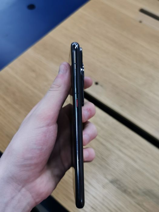 Huawei p60 pro, пользовался 1 год