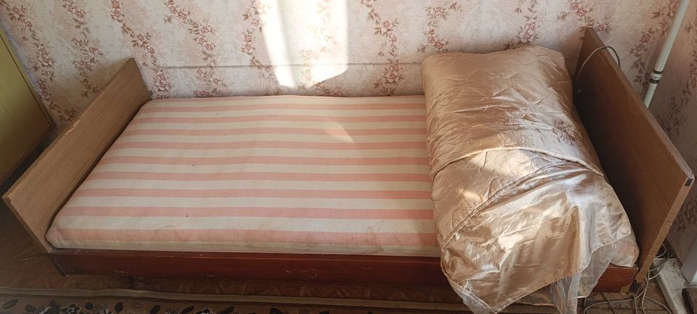2 кровати односпальные
