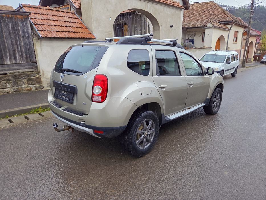 Dacia Duster 4x4 motor 1.5 dci adus din Austria