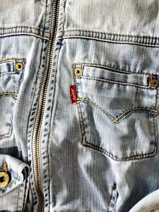 Geaca Levis de blugi