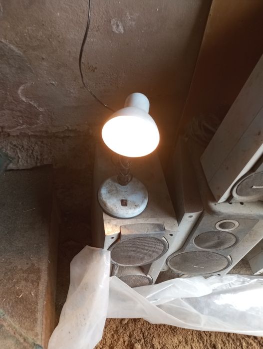 Настольная лампа