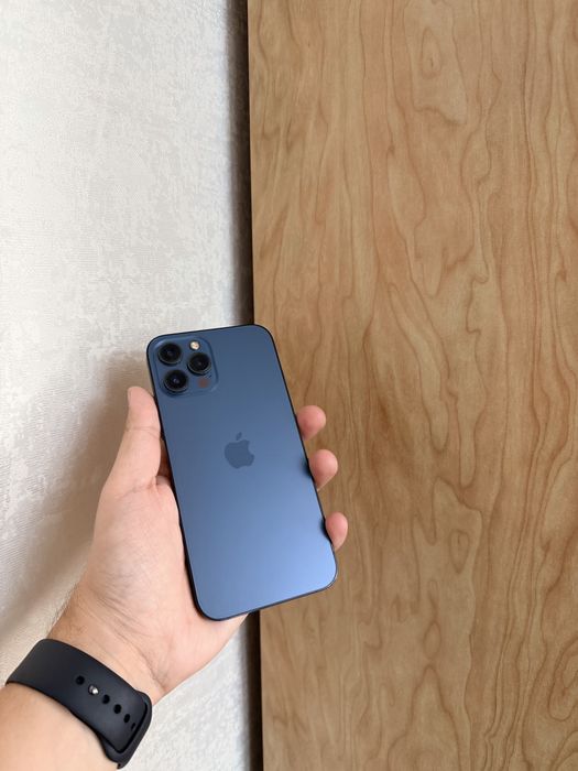 iPhone 12 Pro Max 256Gb - В идеальном состоянии