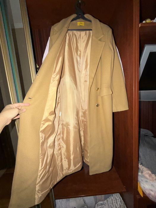 Продаю красивое пальто !