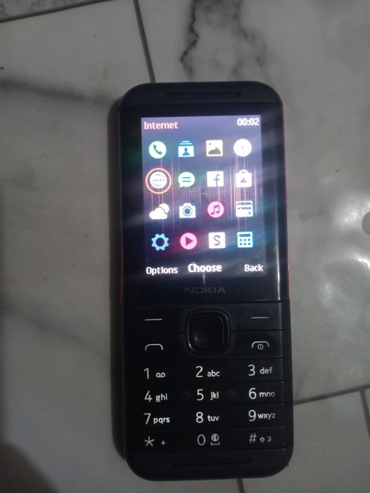 Продам двухсимчитый простой телефон Nokia  рабочи